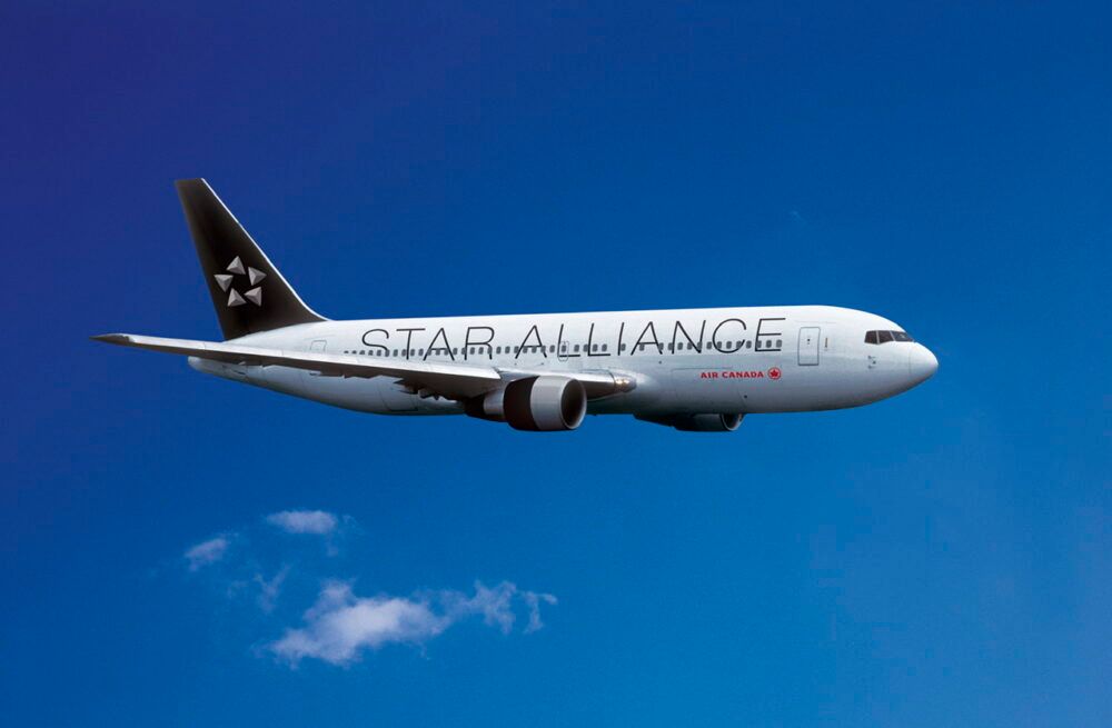 Star Alliance Plane