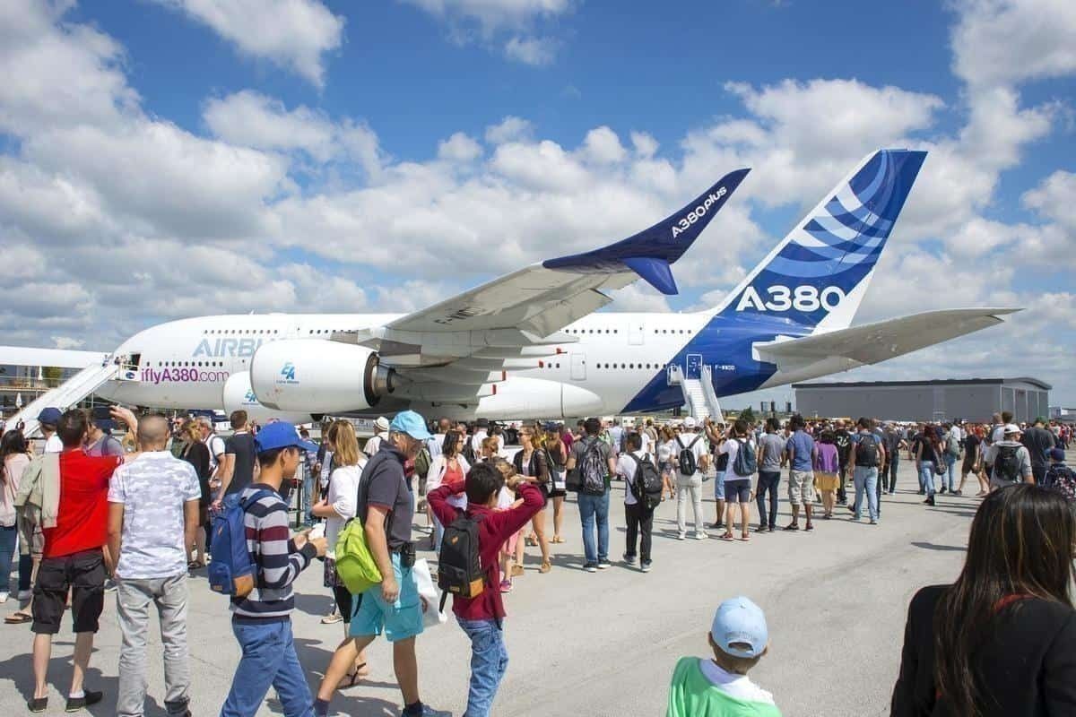 L'Airbus A380plus vs l'Airbus A380 - Quel avion est le meilleur