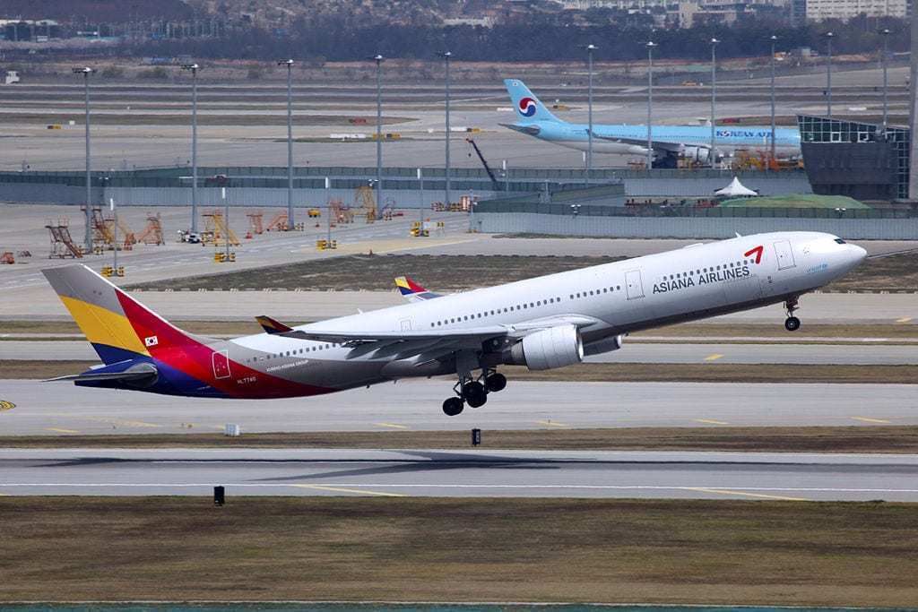 Asiana Airlines Airbus A330-323 at Seoul Incheon International Airport Source: Wikimedia Commons/Asiana Airlines