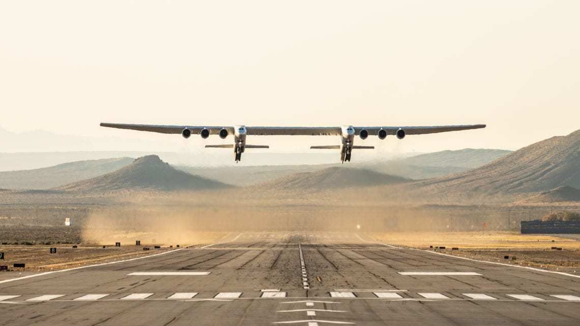 Stratolaunch aircraft during landing