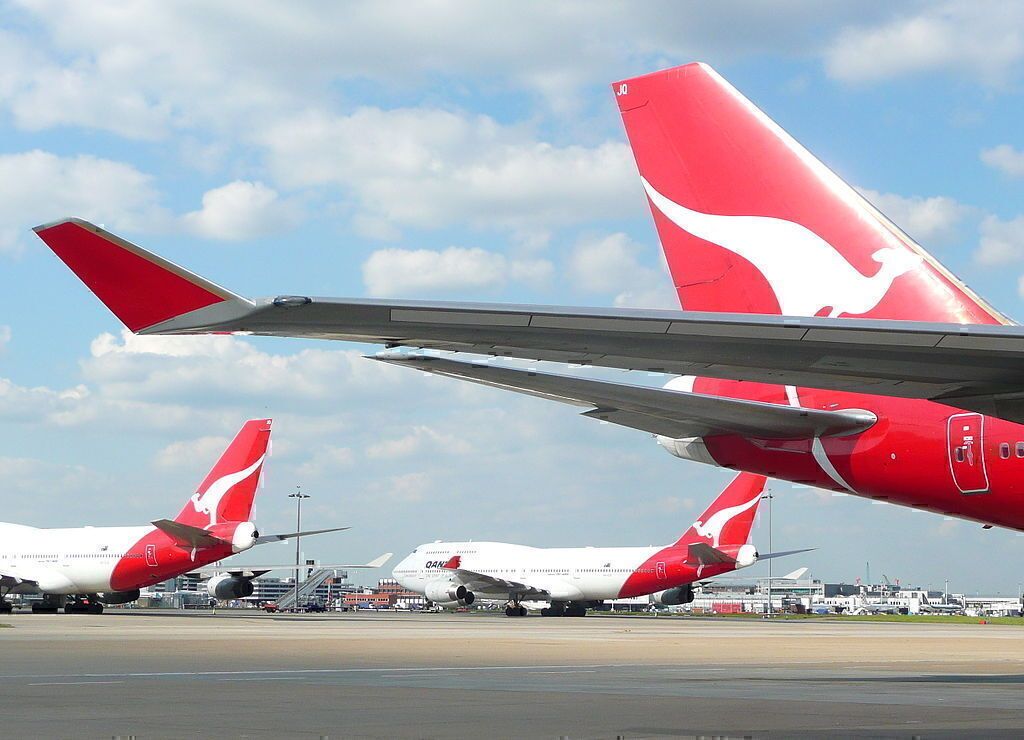 qantas-747-heathrow