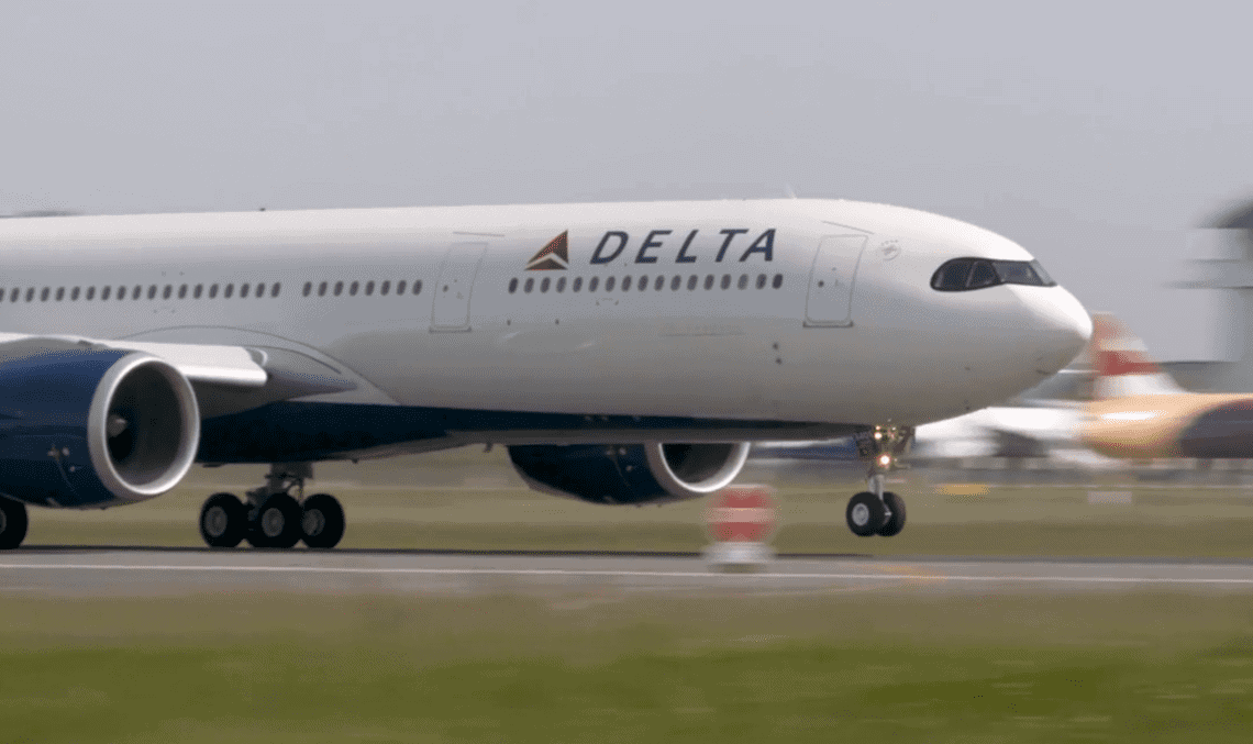 Delta A330neo taking off