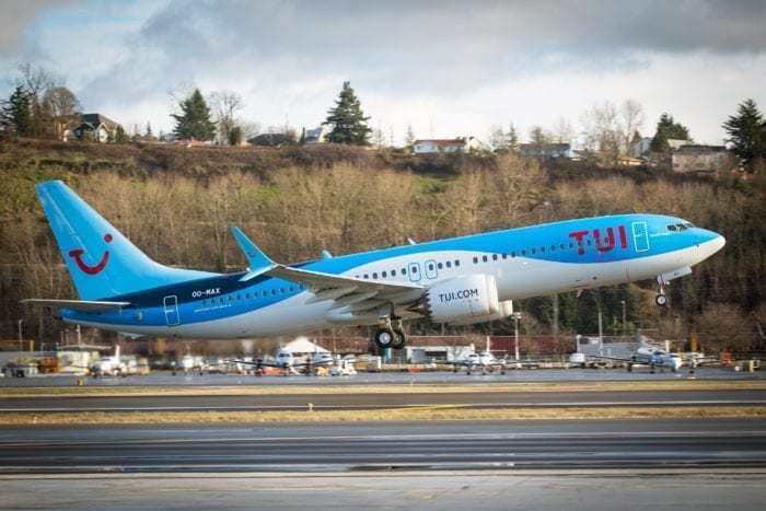 Tui-737 Max-taking-off