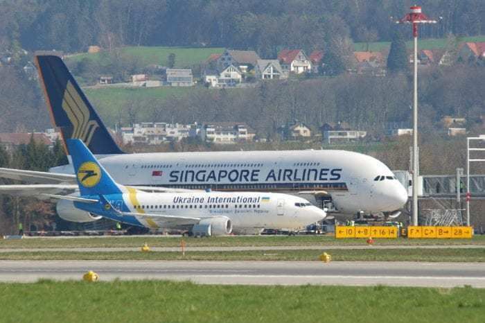 Singapore a380, 737, planes, peels