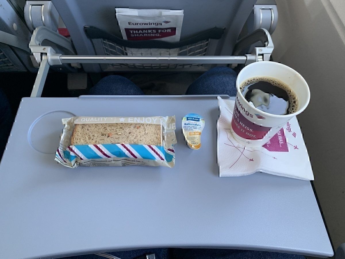 American Airlines Forced To Allow Nut Allergy Passengers To Preboard Early