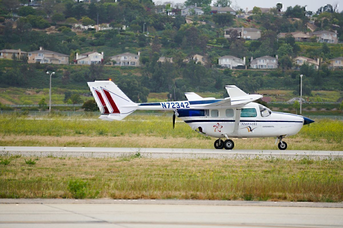 Ampire Hybrid Cessna 337