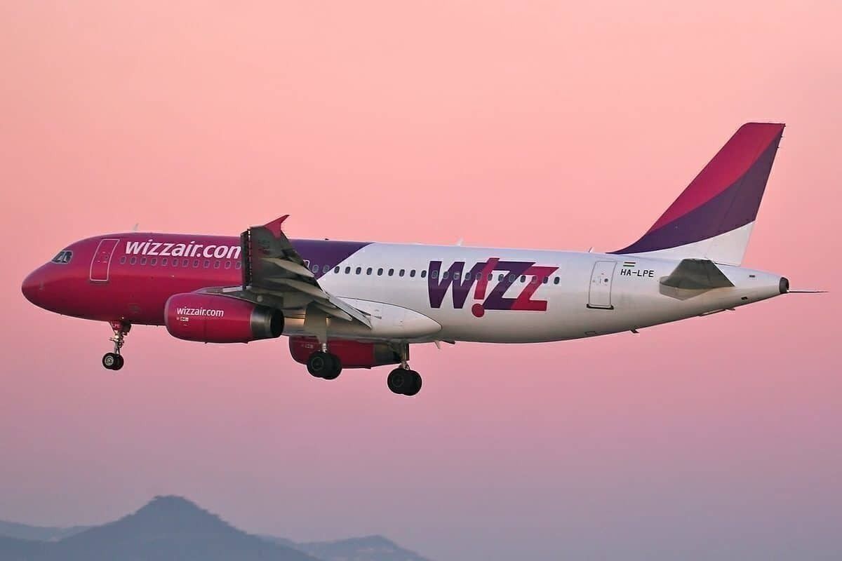 Wizz air sunset
