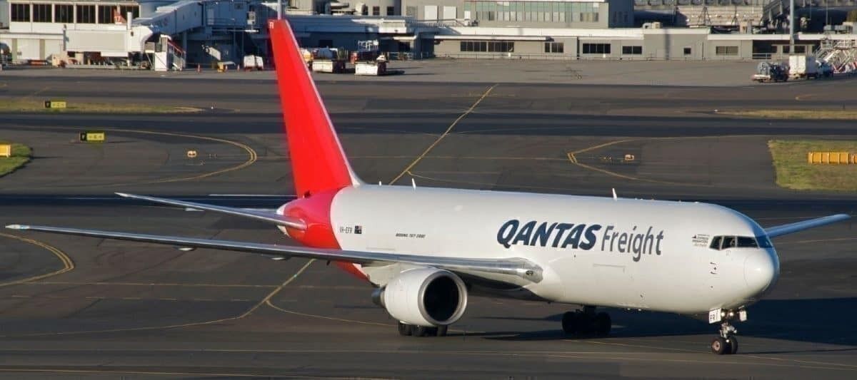 qantas-737-freighter-replacement