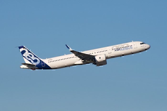 An Airbus A321neo in flight