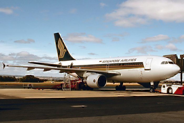 singapore-airlines-boeing-757