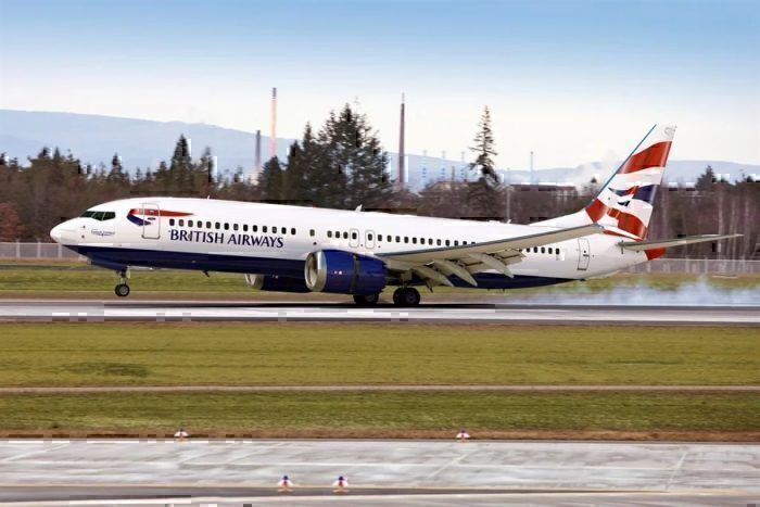 British Airways Comair Boeing 737 MAX 8 landing
