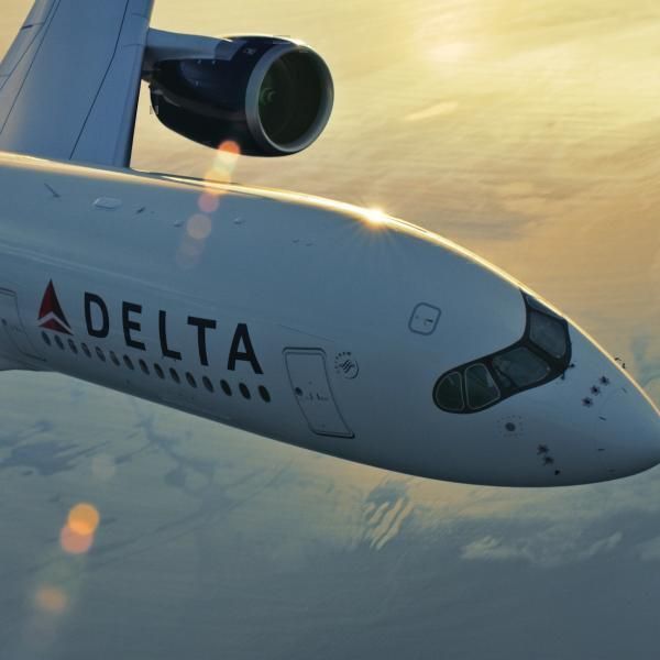 Delta A220