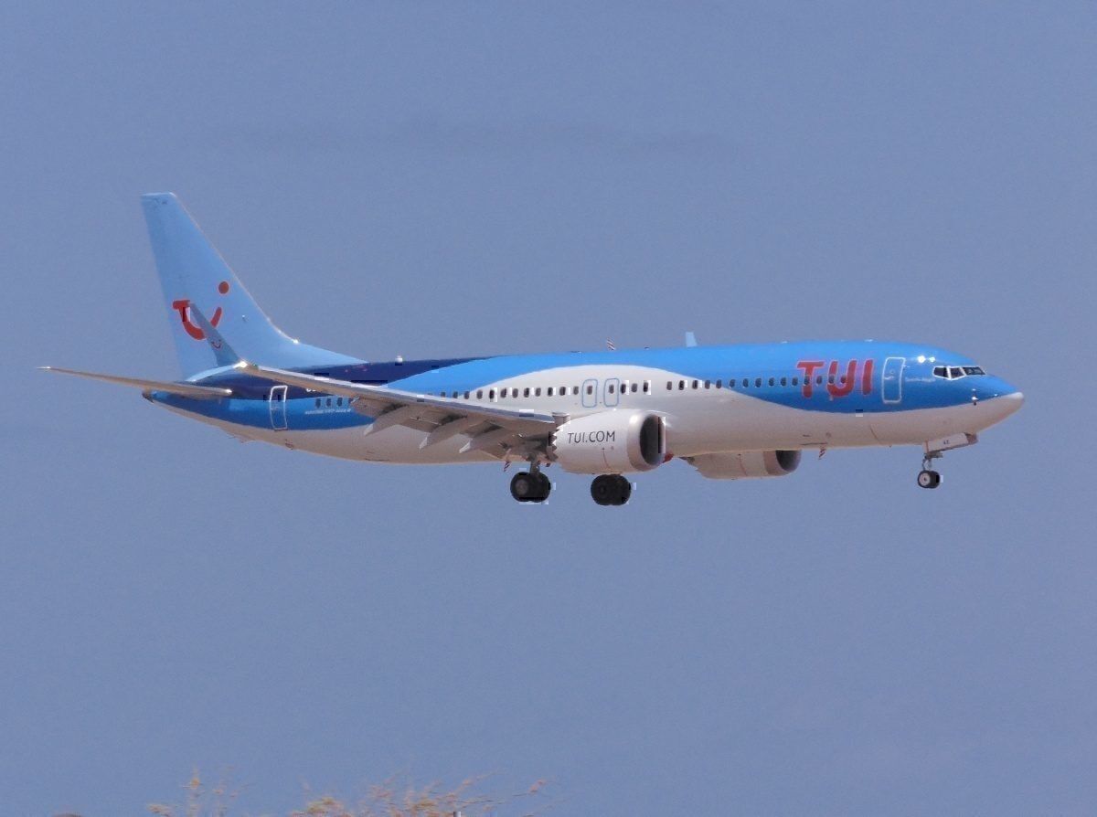 TUI_(Jetairfly)_Boeing_737-8_MAX-1
