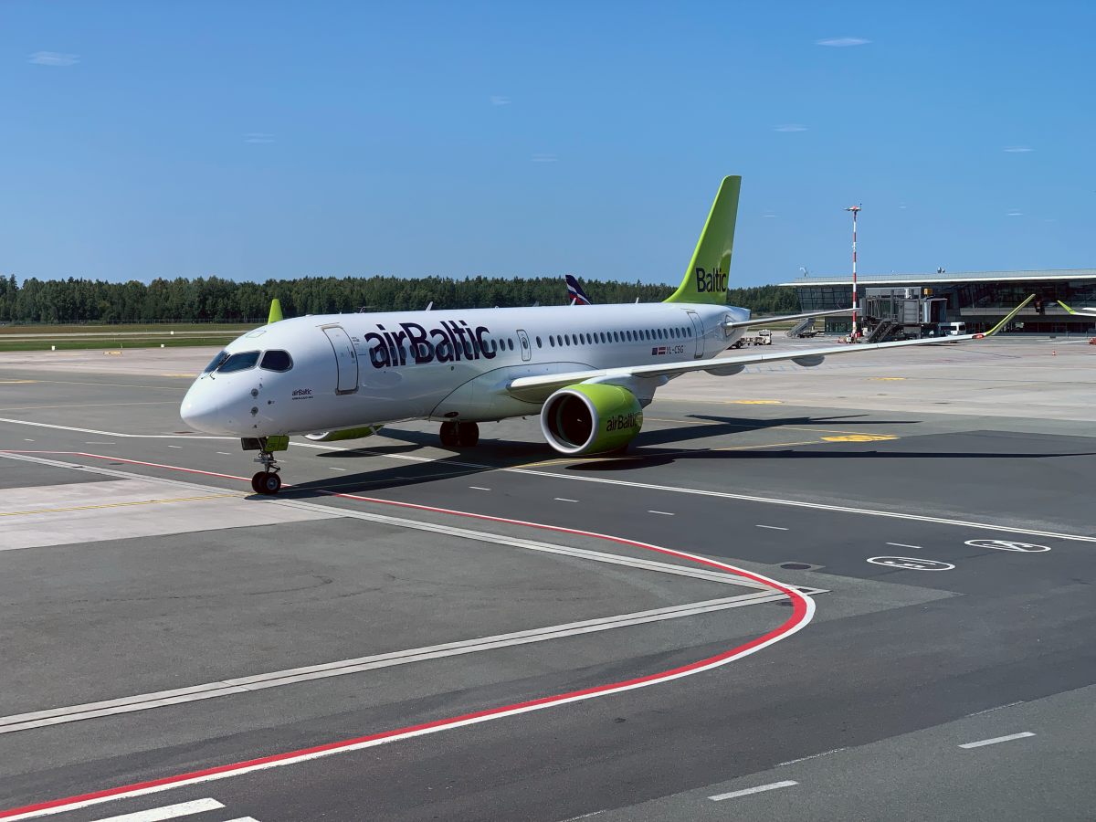 airBaltic, low fares, heavy hand luggage