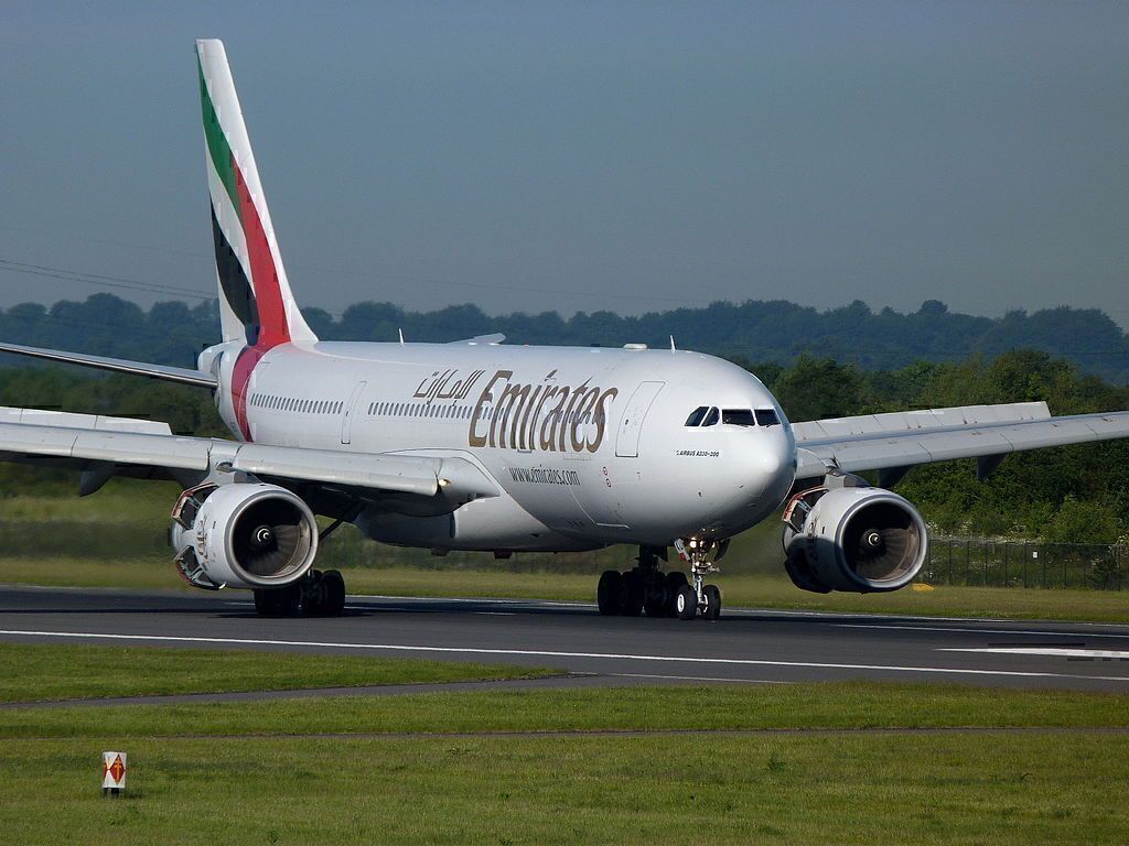 emirates-a330-900