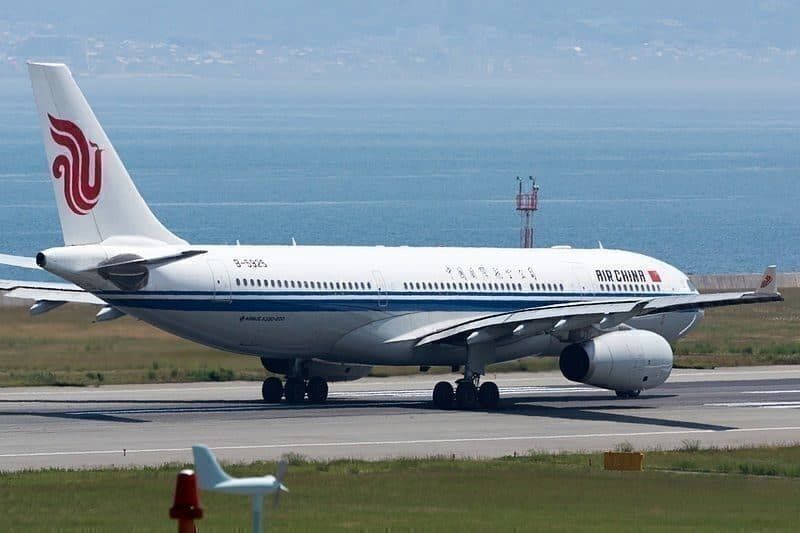 Air_China,_A330-200,_B-5925