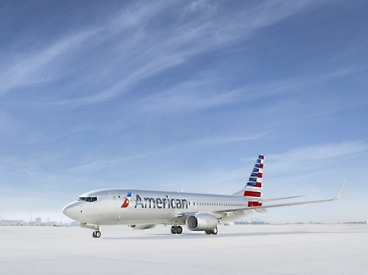 Aircraft-Exterior-AA-737-Livery-Left-Front-Side