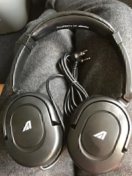 Alitalia headphones