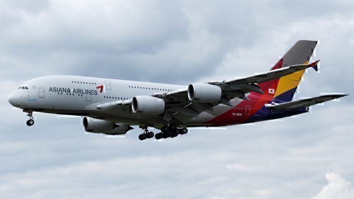 Asiana A380 landing