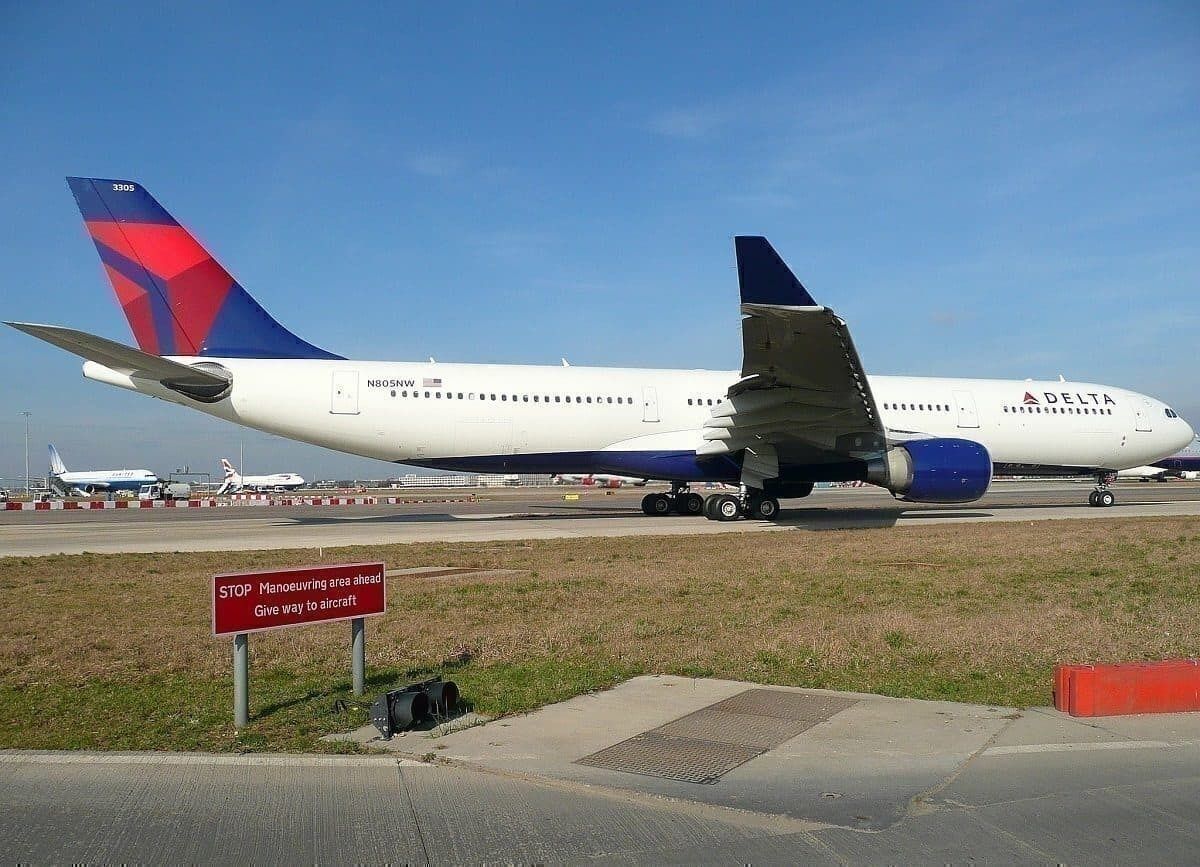 Delta Airlines A330 on taxiway