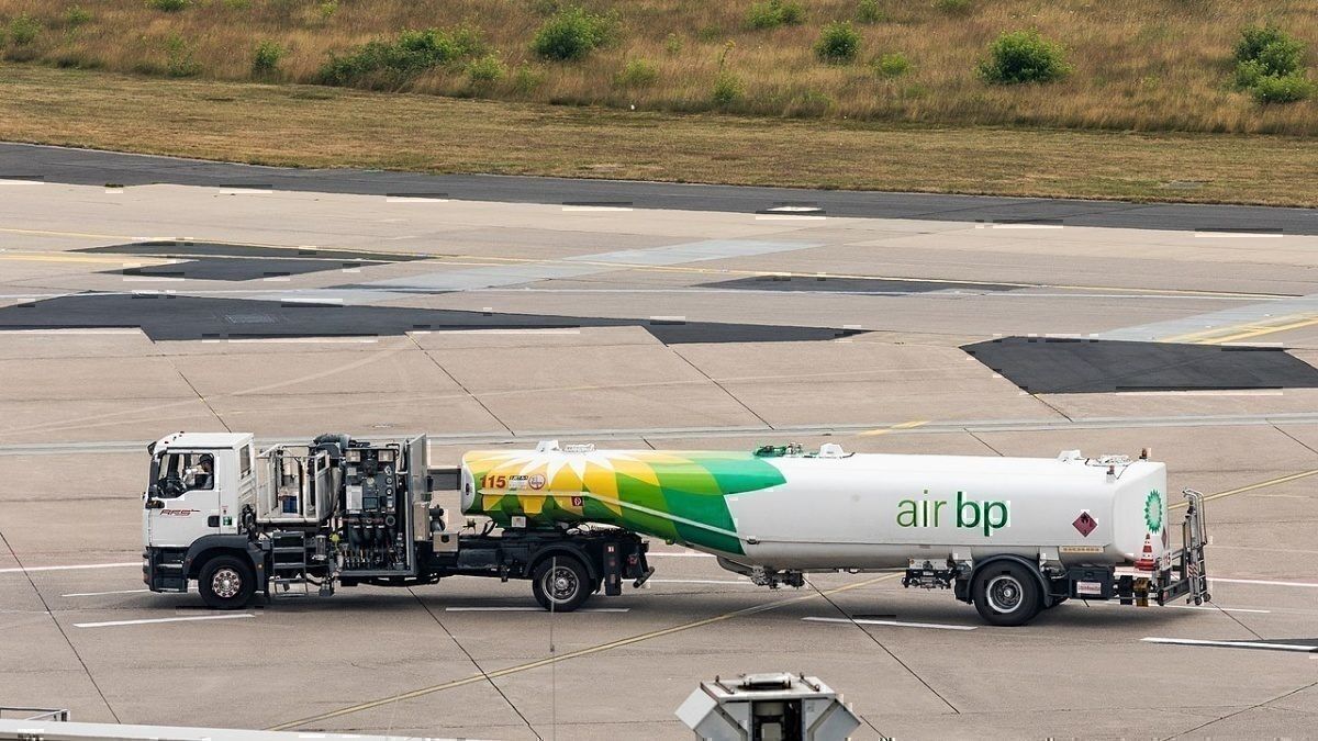 Air BP fuel truck