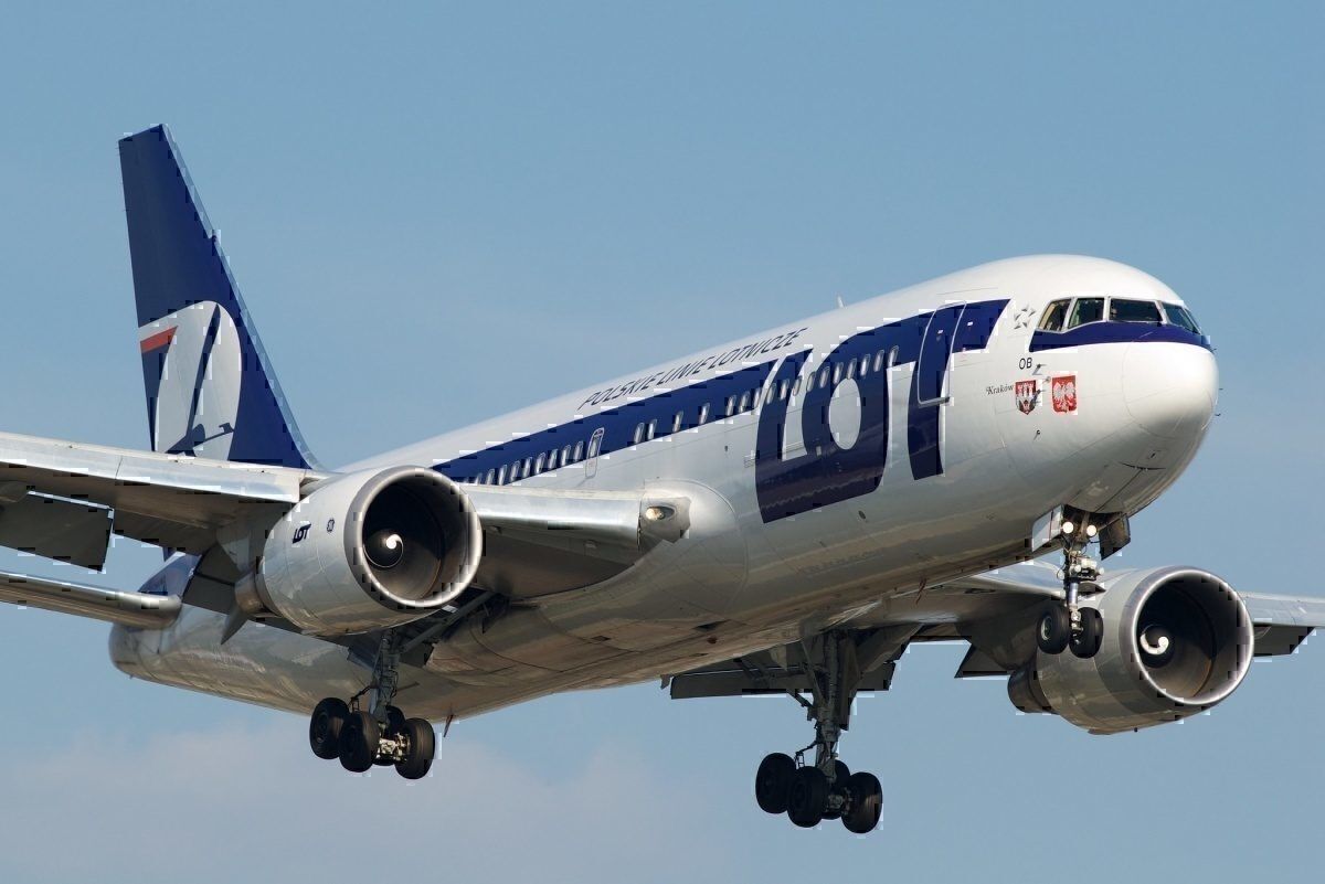 A LOT Polish Airlines Boeing 767-200ER