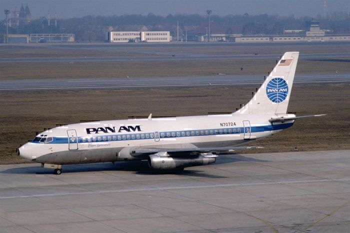 Pan Am 737