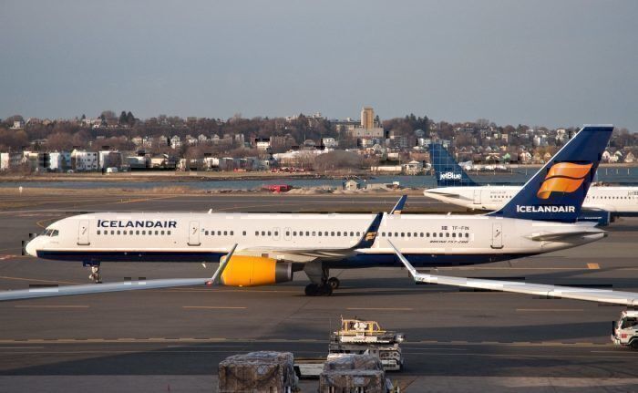 An Icelandair Boeing 757