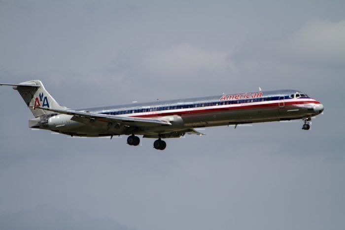 American Airlines MD-80 