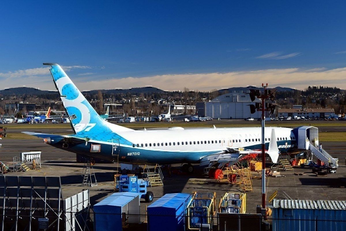 737 MAX parked 