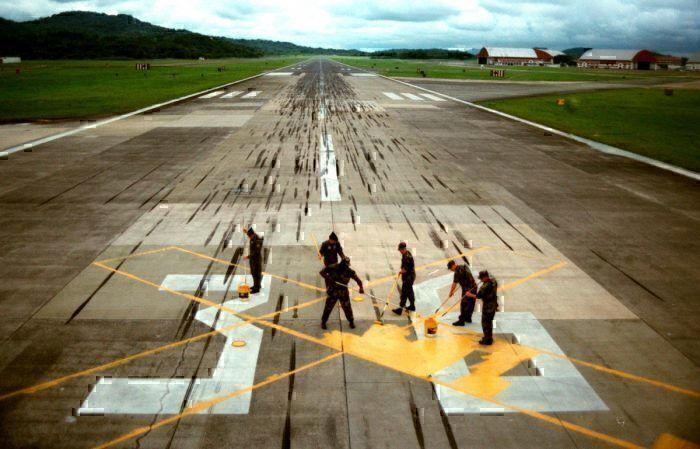 Air India, Male, Incomplete Runway