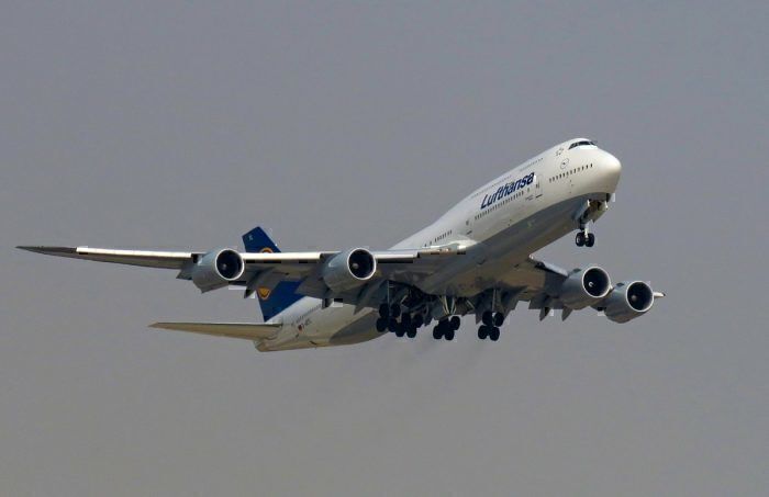 Lufthansa Boeing 747-8 Returns To Frankfurt As A Result Of Landing Gear ...