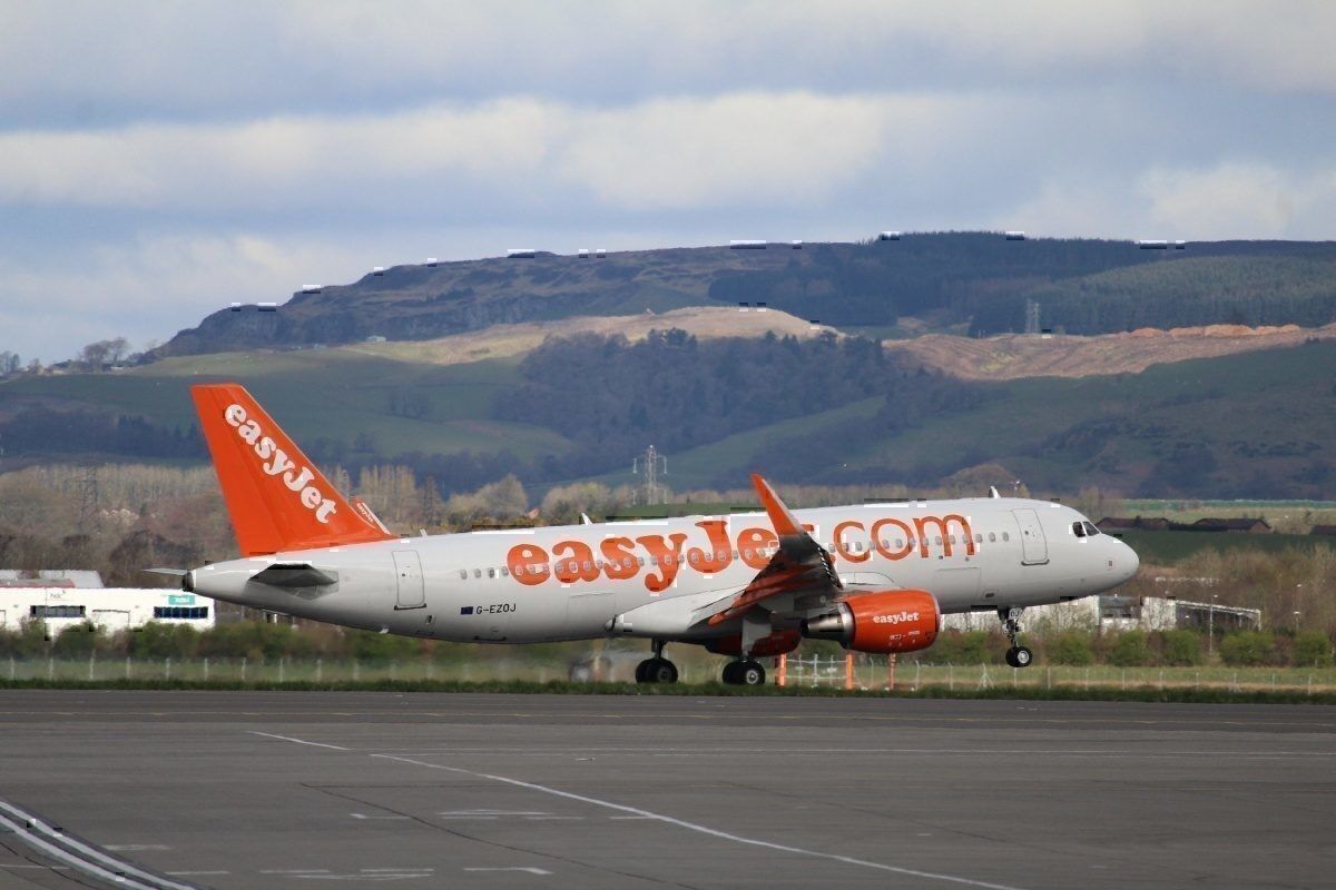 easyJet Decides To Scrap Its £16 Booking Fee