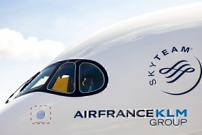 Air France A350 mask