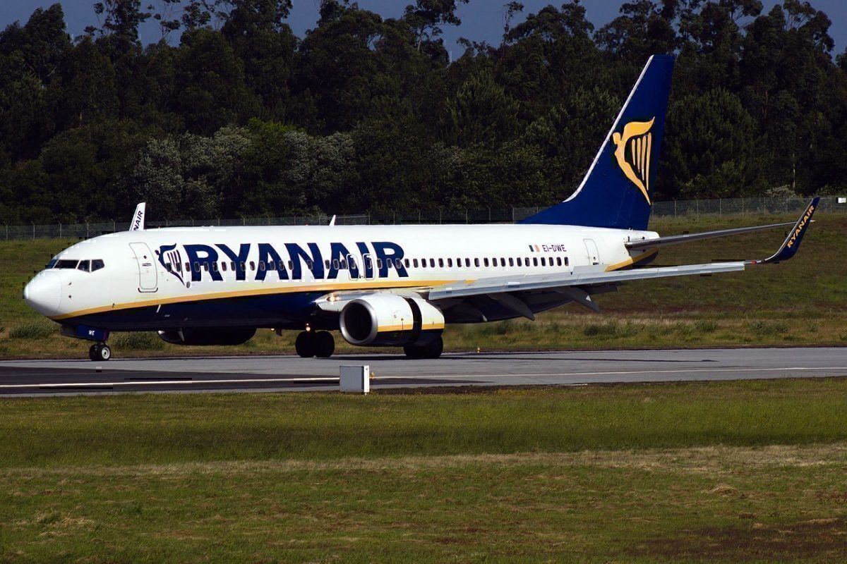 Ryanair EI-DWE 