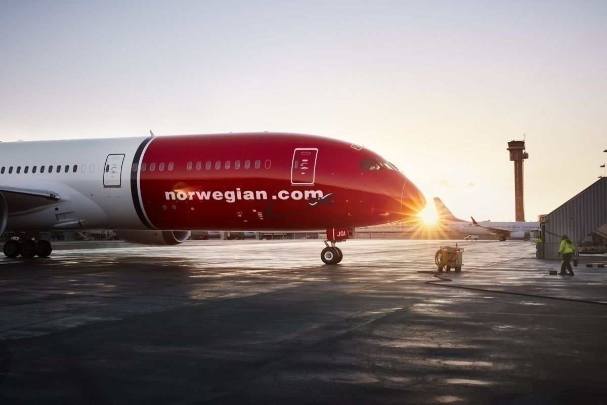 Norwegian long haul cuts
