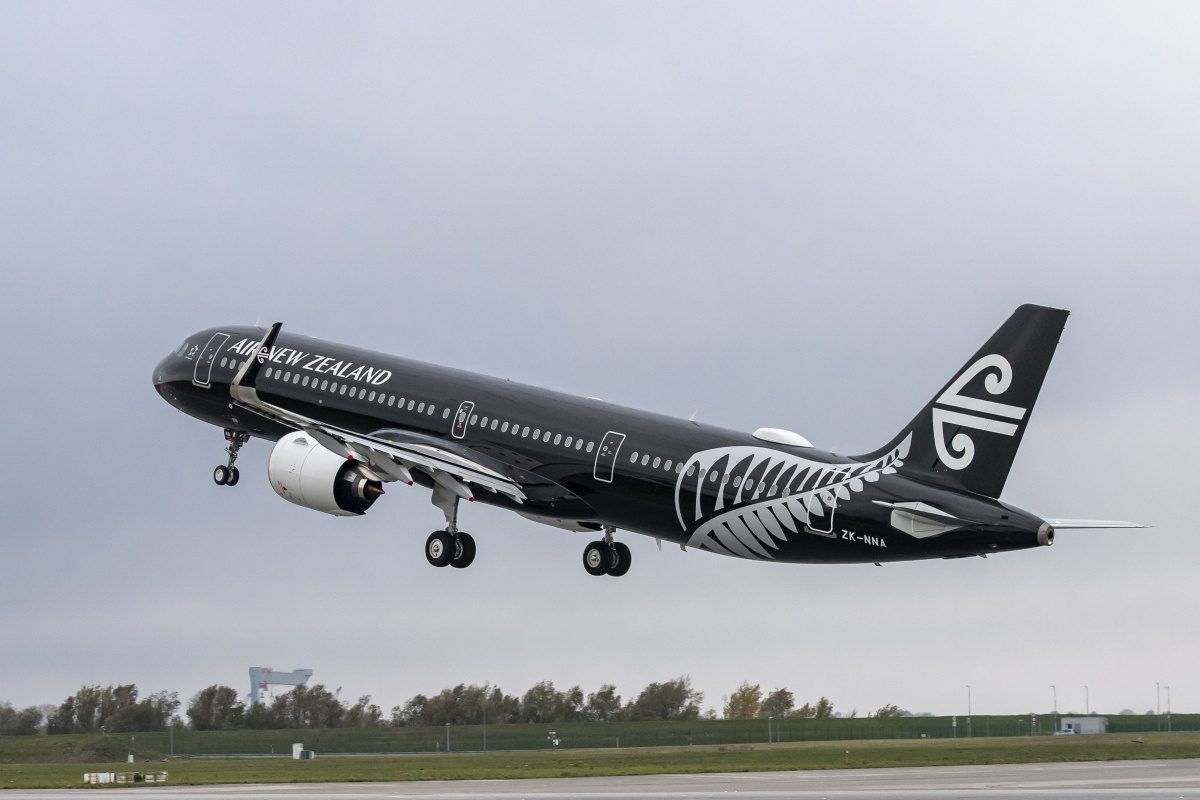 Actor's love affair with Kiwis lands him starring role in new Air NZ video  – Travel Monitor