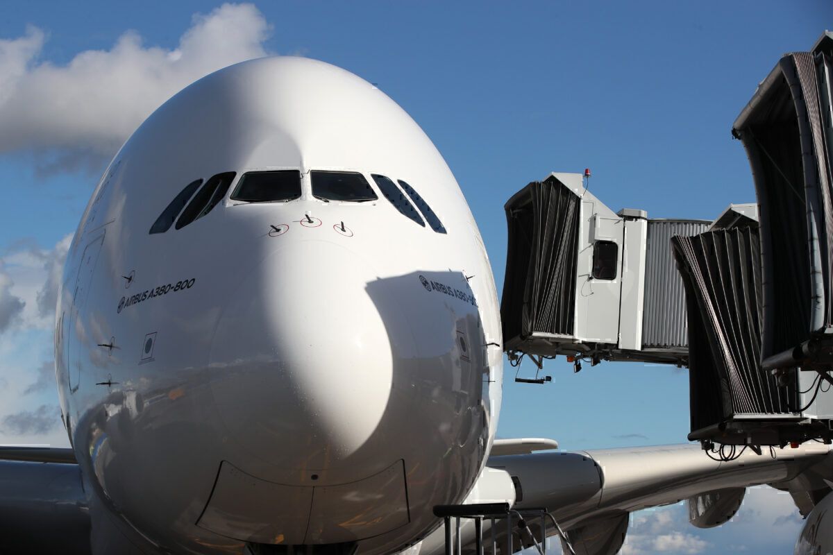 Jet Bridges vs. Remote Stands What Are The Benefits Of Each?