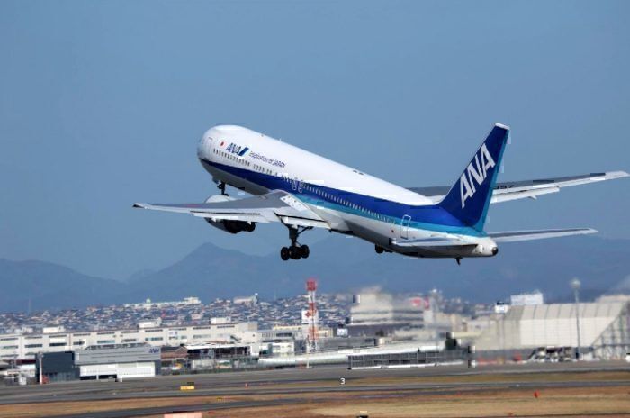 japan-flights-cancelled-typhoon