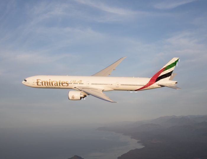 Emirates, Boeing 777, Turbulence