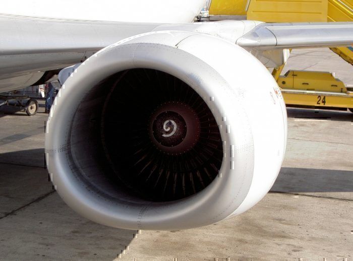 Boeing 737-400 CFM Engine