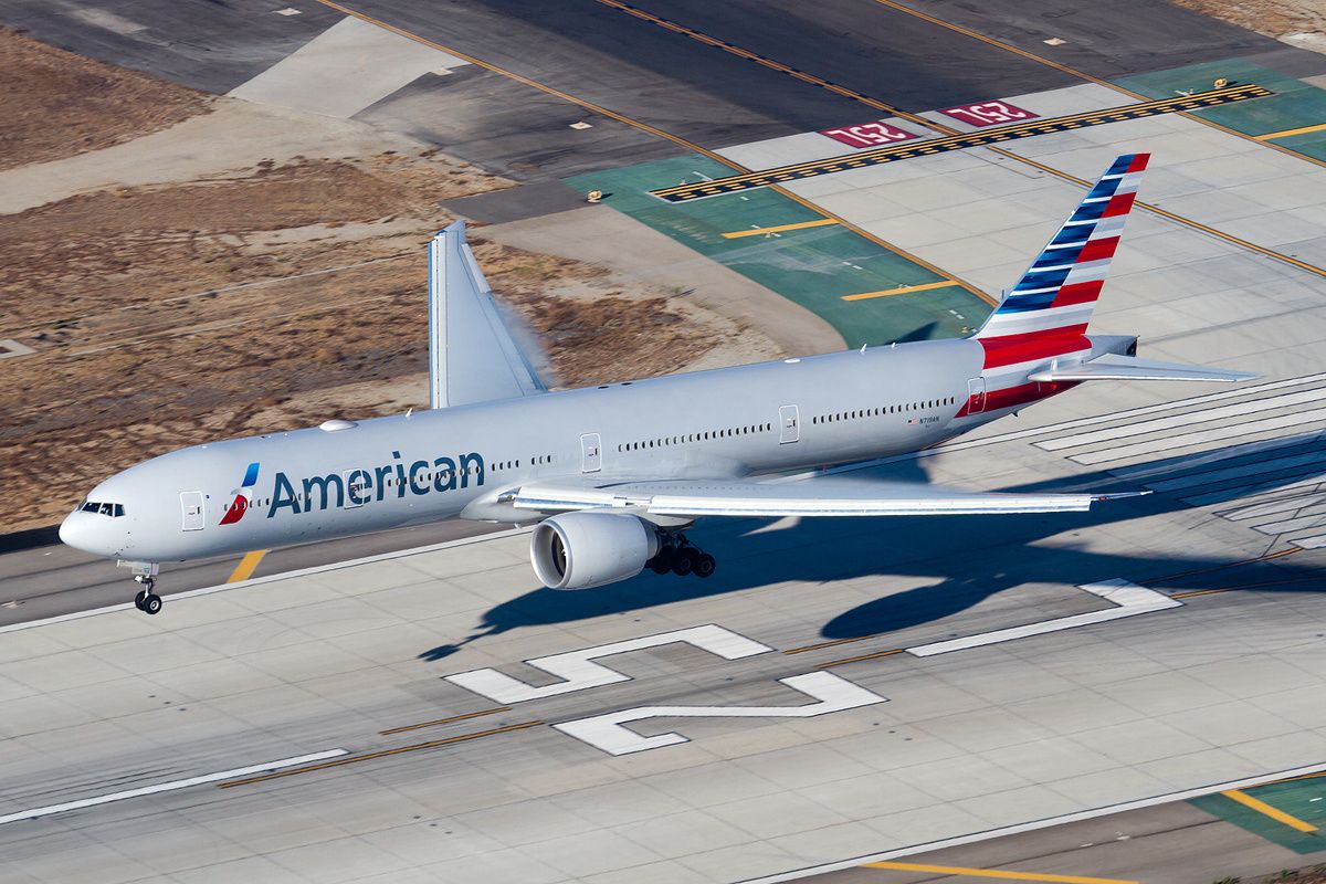 American Airlines Boeing 777-300ER