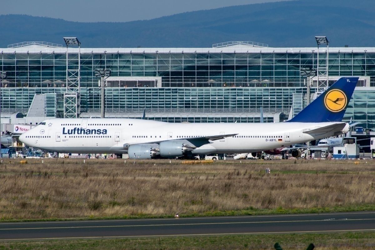 Lufthansa, FAA, Operations Violation