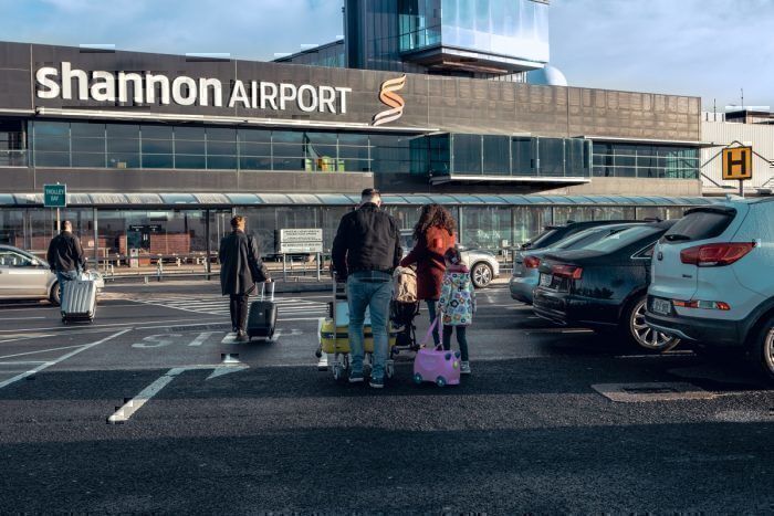 Shannon Airport family Hi Res