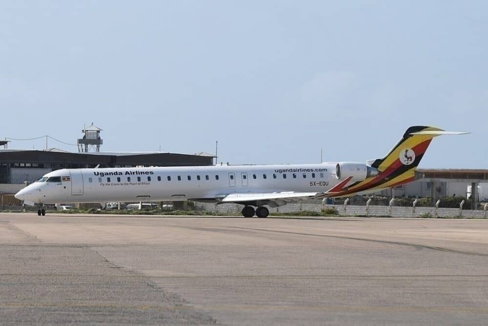 Uganda Airlines Bombardier CRJ900