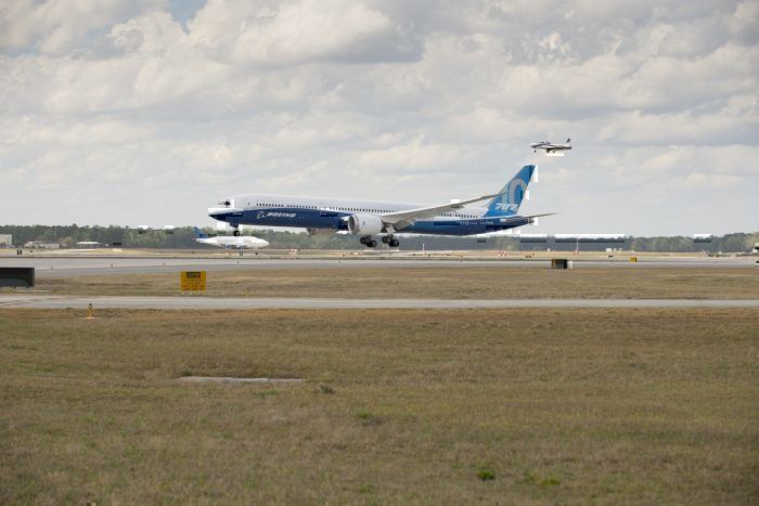 Boeing 787-10 dreamliner