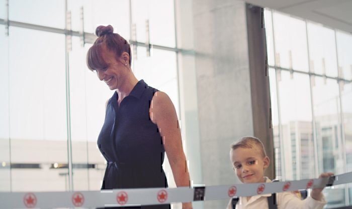 Air Canada Mom traveling with Child