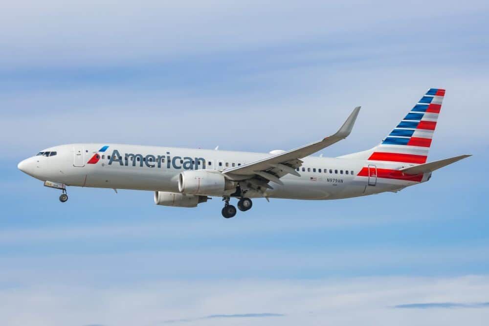 American Airlines 737-800 aircraft