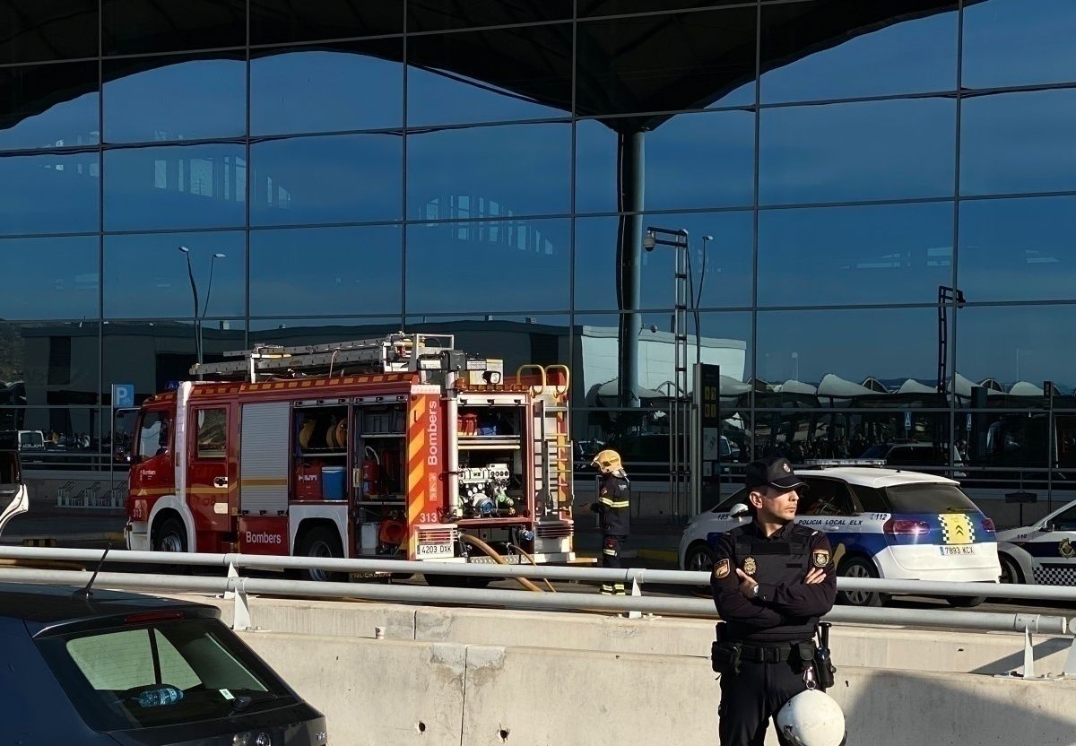 Alicante Airport Catches Fire Passengers Evacuated Flights Delayed