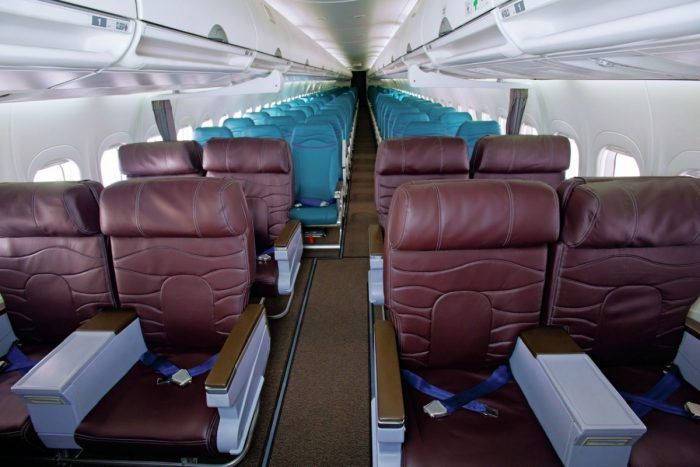 Hawaiian Airlines B717 Aircraft Interior